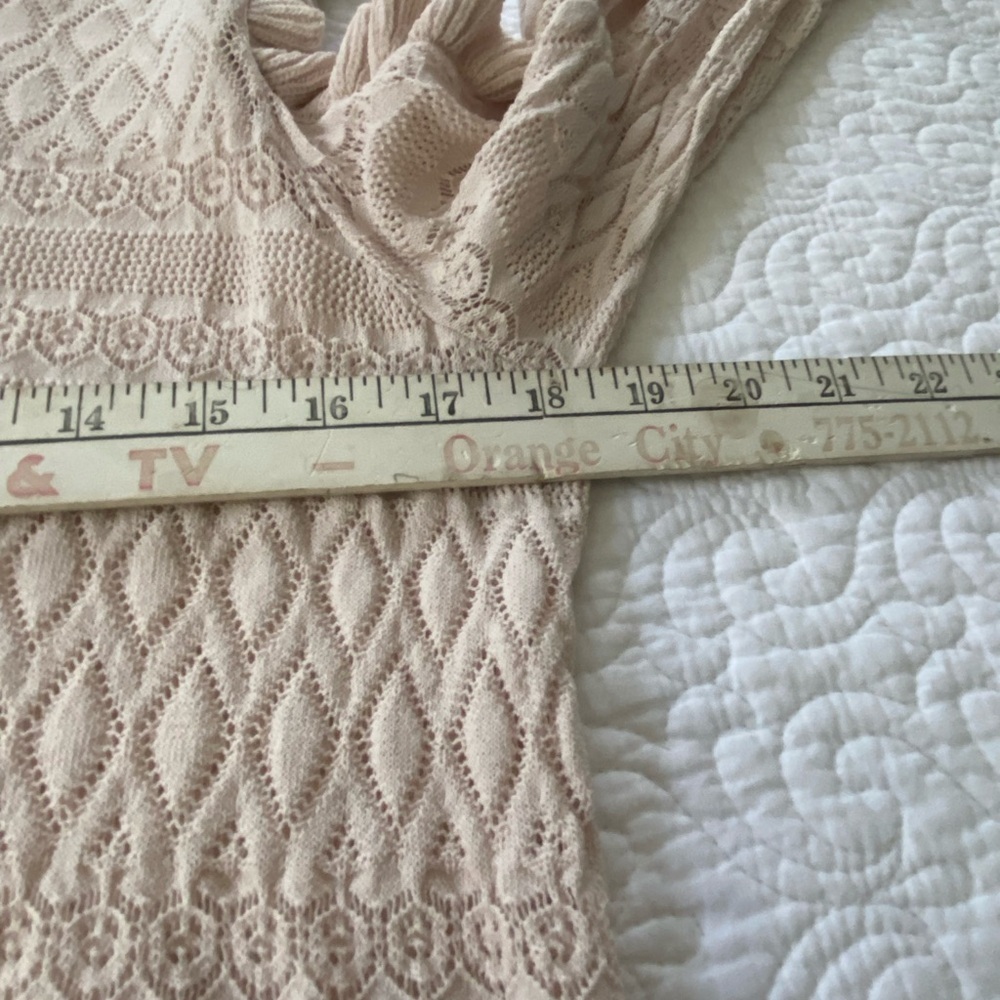 LC Lauren Conrad Cream Off-the-Shoulder Sweater Size XL - Picture 11 of 12